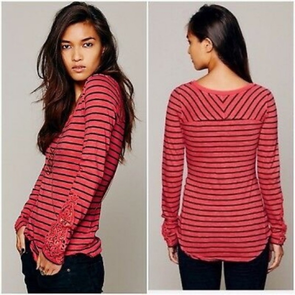 Free People Stripe Tuscaloosa Hard Candy Cuff Red Black Size MEDIUM